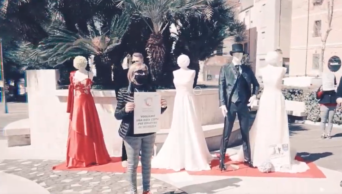 L’industria del matrimonio ha colpito in massa le strade d’Italia